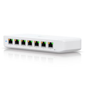 Ubiquiti Ultra 210W 8-Port Managed Switch 8x Gigabit Ethernet (7x PoE+), 1x PoE++ (zur Stromversorgung), 210W AC Adapter