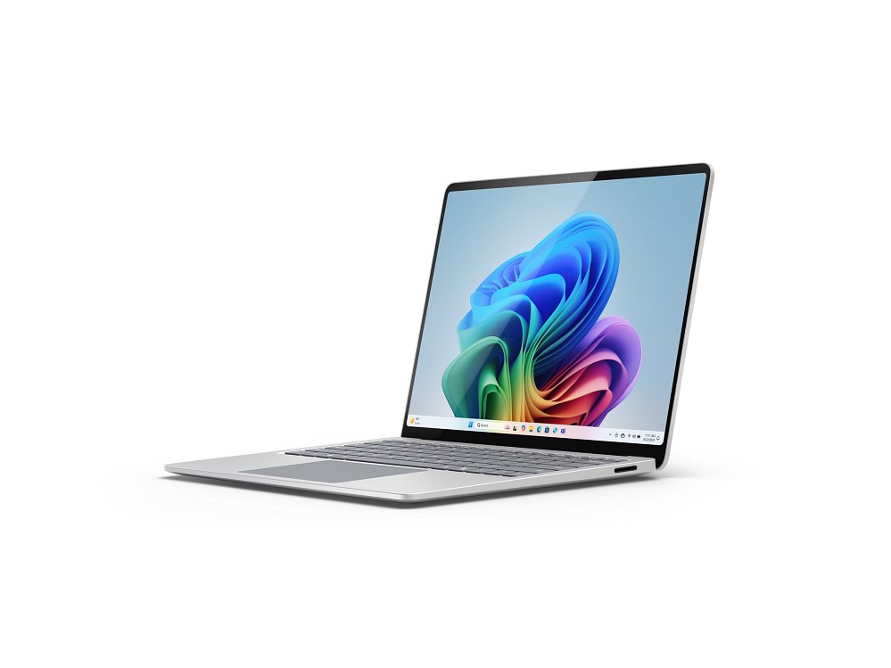 Microsoft Surface Laptop 7 - 13.8", Snapdragon X Plus X1P-64-100, 16 GB RAM, 512 GB SSD, Windows 11 Home