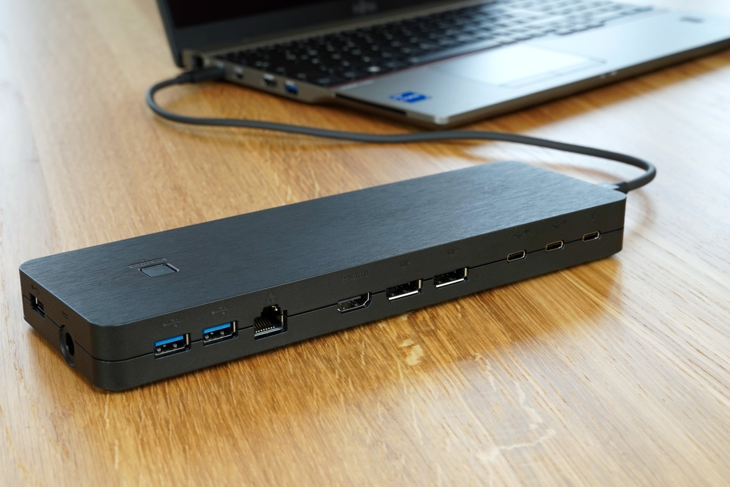 Fujitsu Port Replikator | Dock Thunderbolt 4